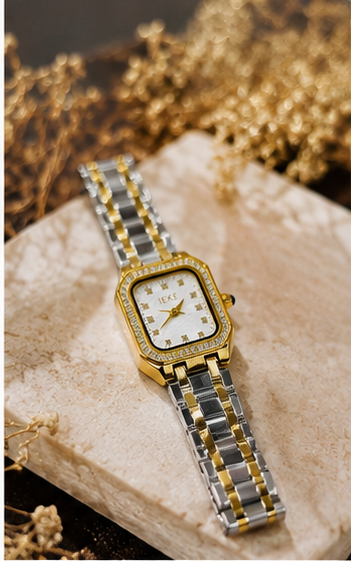 Elegant Luxury Two-Tone Ladies Wrist Watch – Crystal Bezel, Premium Bracelet & Stylish Dial