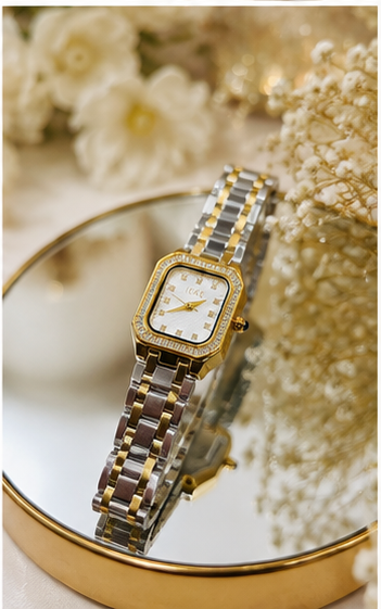 Elegant Luxury Two-Tone Ladies Wrist Watch – Crystal Bezel, Premium Bracelet & Stylish Dial